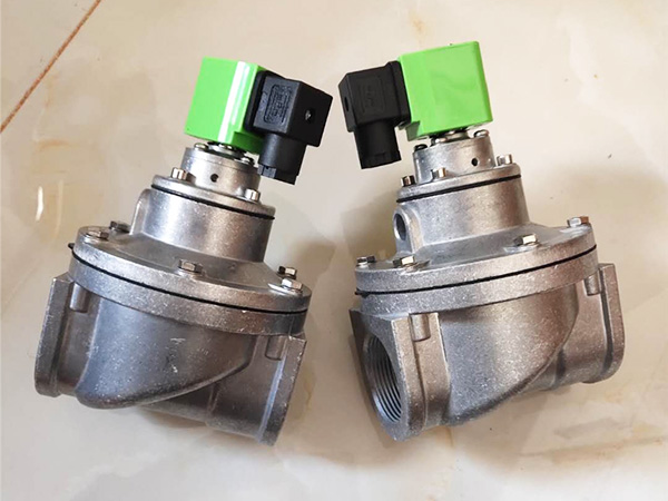 Straight Through Pulse Valve